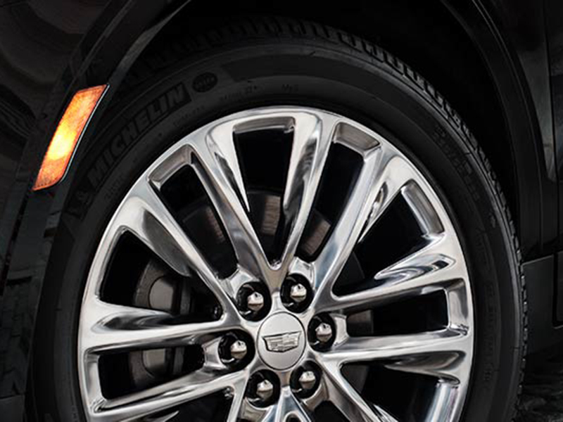 كاديلاك XT5 2019 الجديدة كليًّا... براعة في التصميم وتفوّق في المعايير